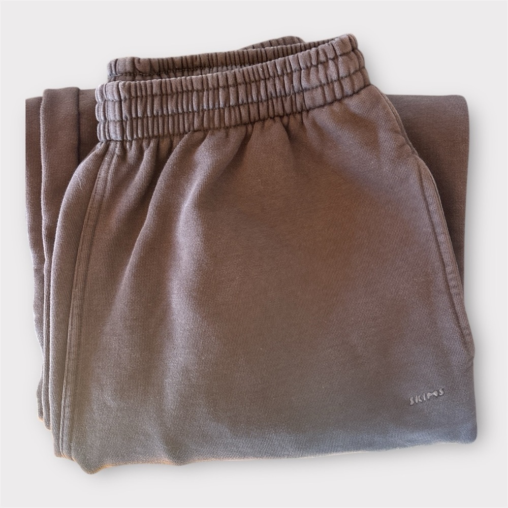 SKIMS Boyfriend Fleece Baggy Sweatpant in Espresso Size Small - Picture 13 of 16